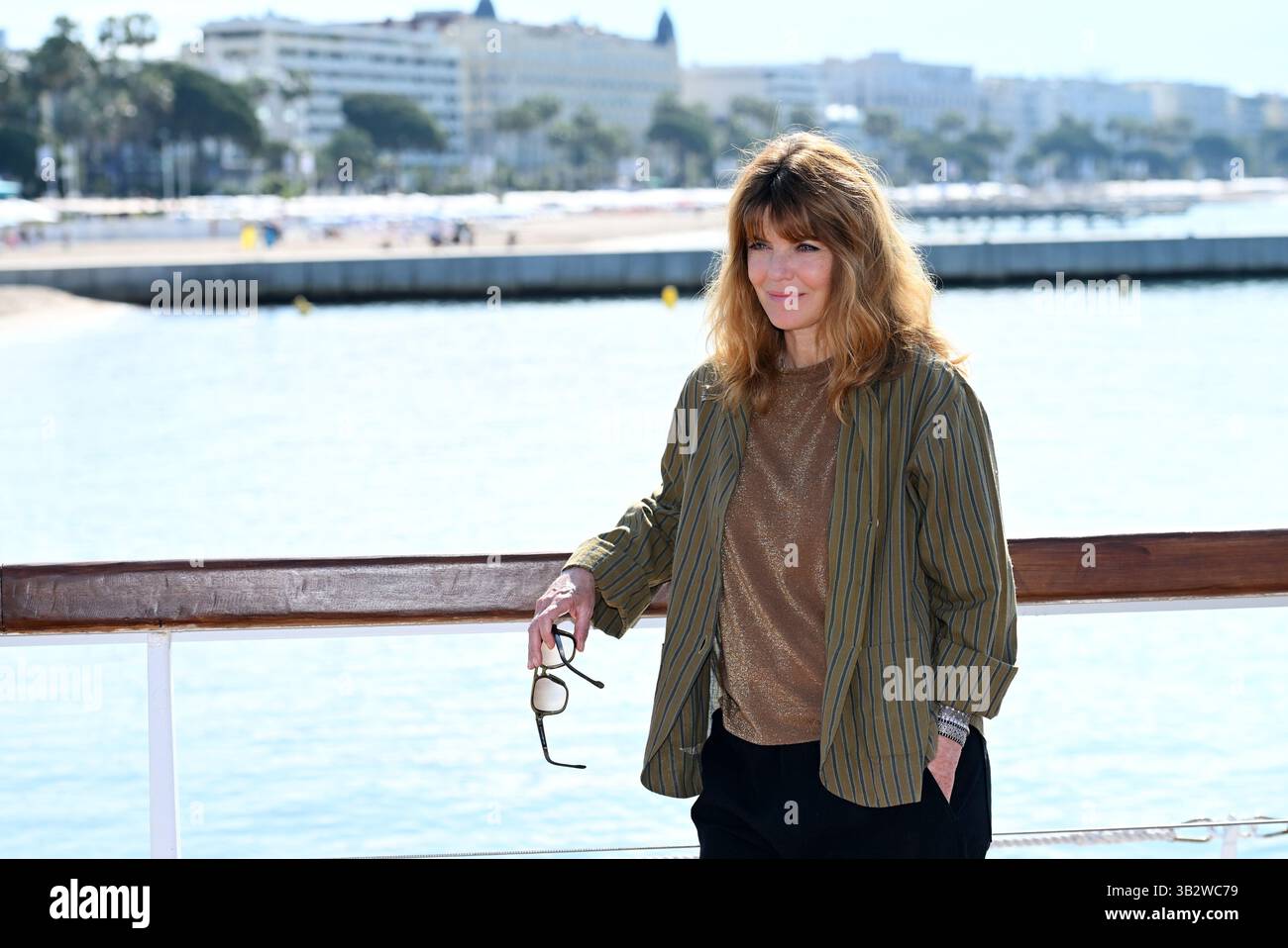 Cannes, Frankreich. April 2025. Cannes - 8. Internationales Canneseries Festival - Fotoruf „Rien ne T'efface“ - Gwendoline Hamon Credit: Unabhängige Fotoagentur/Alamy Live News Stockfoto