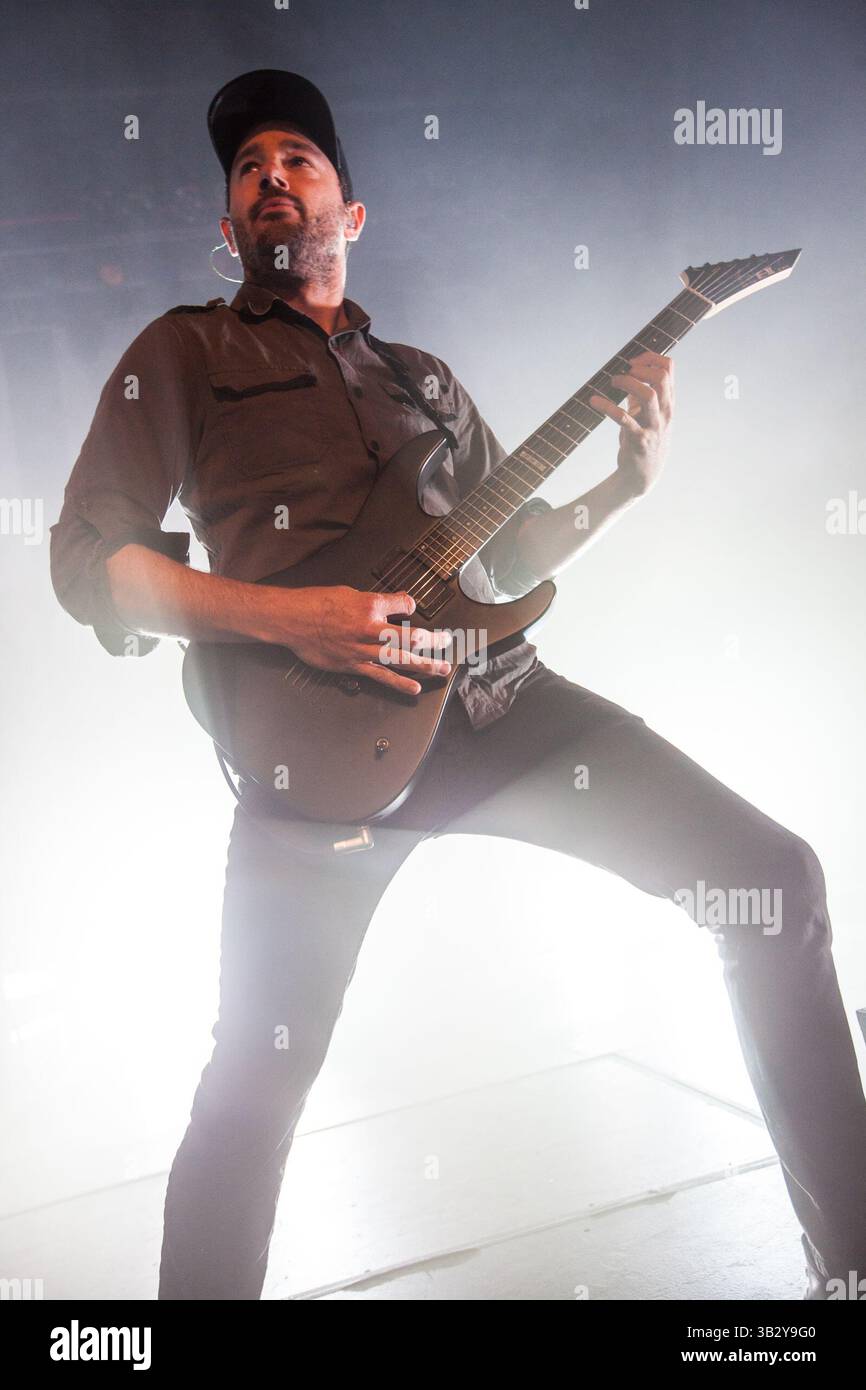 28. November 2015 - San Antonio, Texas, USA - Parkway Drive tritt im Aztec Theatre in San Antonio, Tx auf (28.11.15). Foto von JEFF LING. (Bild: © Michael Mullenix via ZUMA Wire) Stockfoto