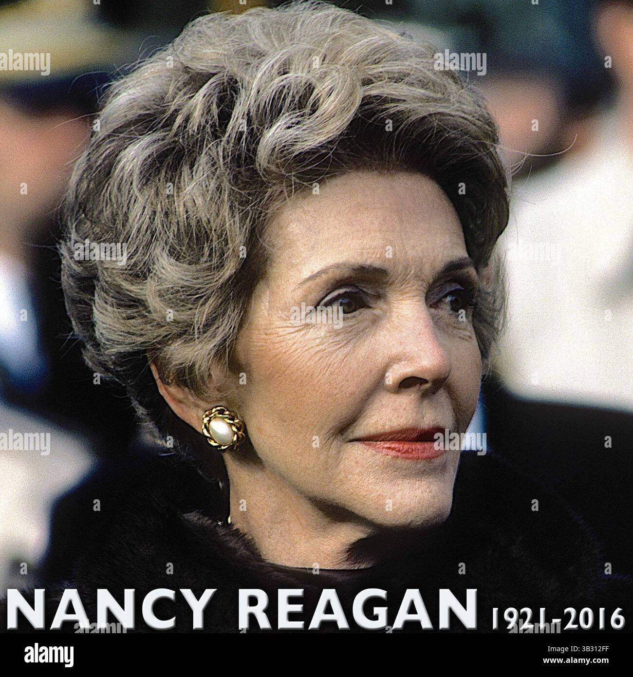 7. März 2016: Washington, District of Columbia, USA: NANCY REAGAN, Ronald REAGANS Witwe und First Lady von 1981 bis 1989, starb im Alter von 94 Jahren. Die Todesursache war Herzinsuffizienz. BILD: 13. November 1984 - First Lady NANCY REAGAN auf dem Südrasen des Weißen Hauses während der Ankunftszeremonie für den Großherzog und die Herzogin von Luxemburg. (Kreditbild: © Mark Reinstein via ZUMA Wire) Stockfoto