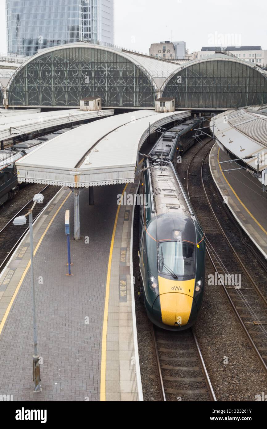 Bahnsteige am Bahnhof Paddington, London, England, Großbritannien Stockfoto