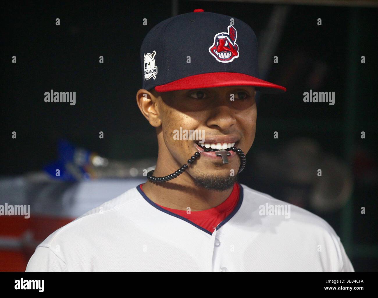 Oktober 2017 - Cleveland, OH, USA - 21. Der Häuptling Der Indianer Wahoo. Was auch immer das beleidigende Stereotyp oder die Karikatur Ihrer Rasse, Religion oder nationalen Herkunft sein mag, stellen Sie sich das als Team-Maskottchen vor. So beleidigend ist das. (Bild: © Leah Klafczynski/TNS via ZUMA Wire) Stockfoto