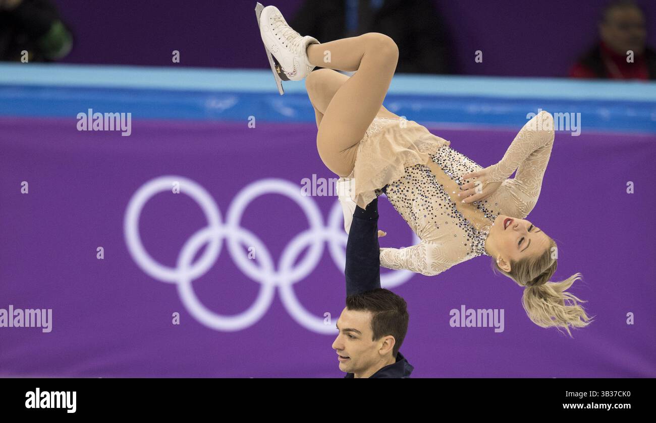 9. Februar 2018: Gangneung, Südkorea: Alexa Knierim Scimeca und Chris Knierim aus den USA im Team Event Pair Skating Short Program bei den Olympischen Winterspielen 2018 in Pyeongchang. (Bild: © Daniel A. Anderson via ZUMA Wire) Stockfoto