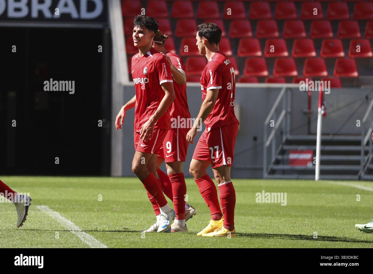 Marco Woerner (SC Freiburg) erzielte im Fußball-Testspiel drei Treffer für den Sportverein: SC Freiburg - FC Basel REGLEMENT VERBIETET JEDE NUTZUNG Stockfoto