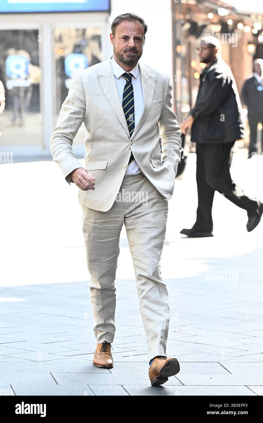 London, Großbritannien. April 2025. Jamie Theakston hat gesehen, wie sie Global Studios verlassen, Heart Radio Breakfast Show in London, Großbritannien, 29. April 2025 Credit: Robin Pope/Alamy Live News Stockfoto