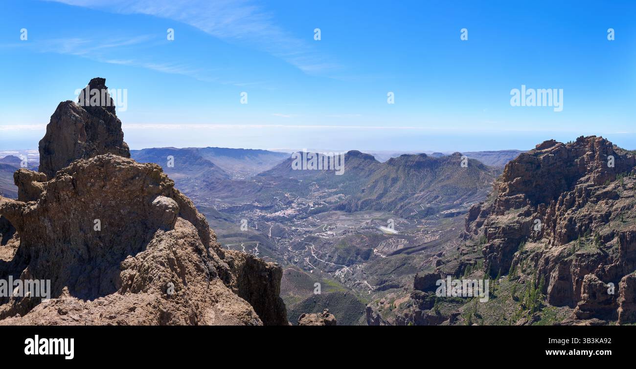 Gran Canaria - Blick vom berühmten Aussichtspunkt Mirador del Pico de los Pozos de las Nieves in Richtung Süden Stockfoto
