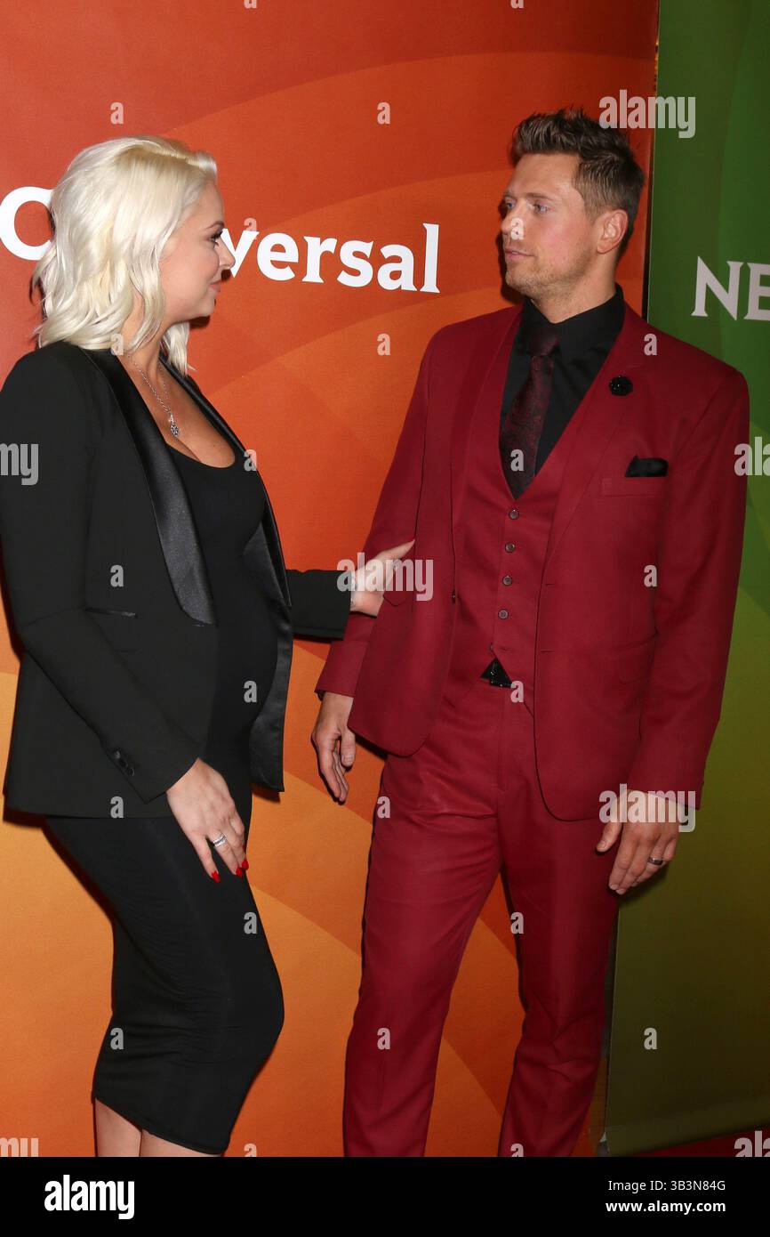 Januar 2018 - Pasadena, CA, USA - LOS ANGELES - 9. JAN: Maryse Ouellet, Michael Mizanin, The Miz bei der NBC TCA Winter Press Tour im Langham Huntington Hotel am 9. Januar 2018 in Pasadena, CA (Kreditbild: © Kathy Hutchins via ZUMA Wire) Stockfoto