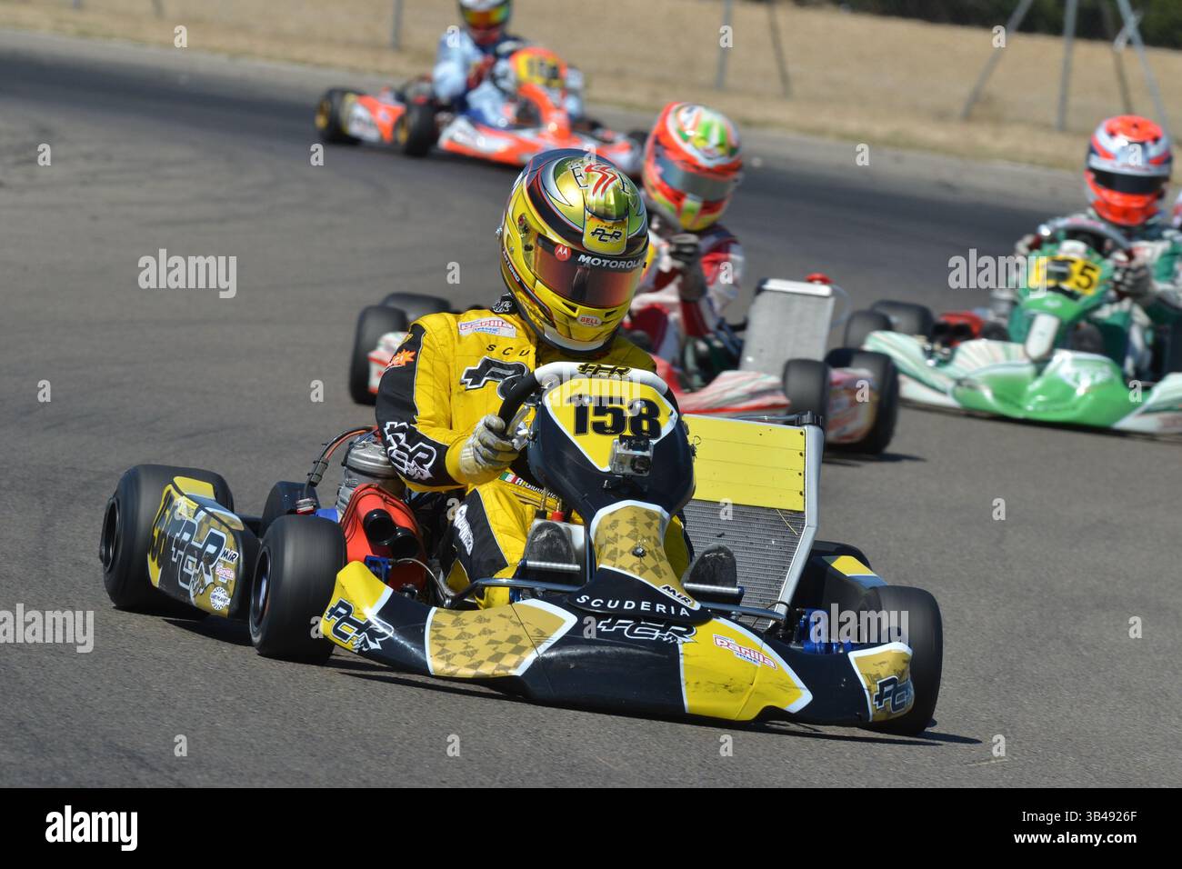 Antonio Giovinazzi ist ein Ferrari F1 Reserve- und Sportwagenfahrer, der derzeit zusammen mit seinen Teamkollegen Pier Guidi und James Calado in der FIA WEC Rennen fährt. Das Trio gewann 2023 die 24 Stunden von Le Mans. Stockfoto