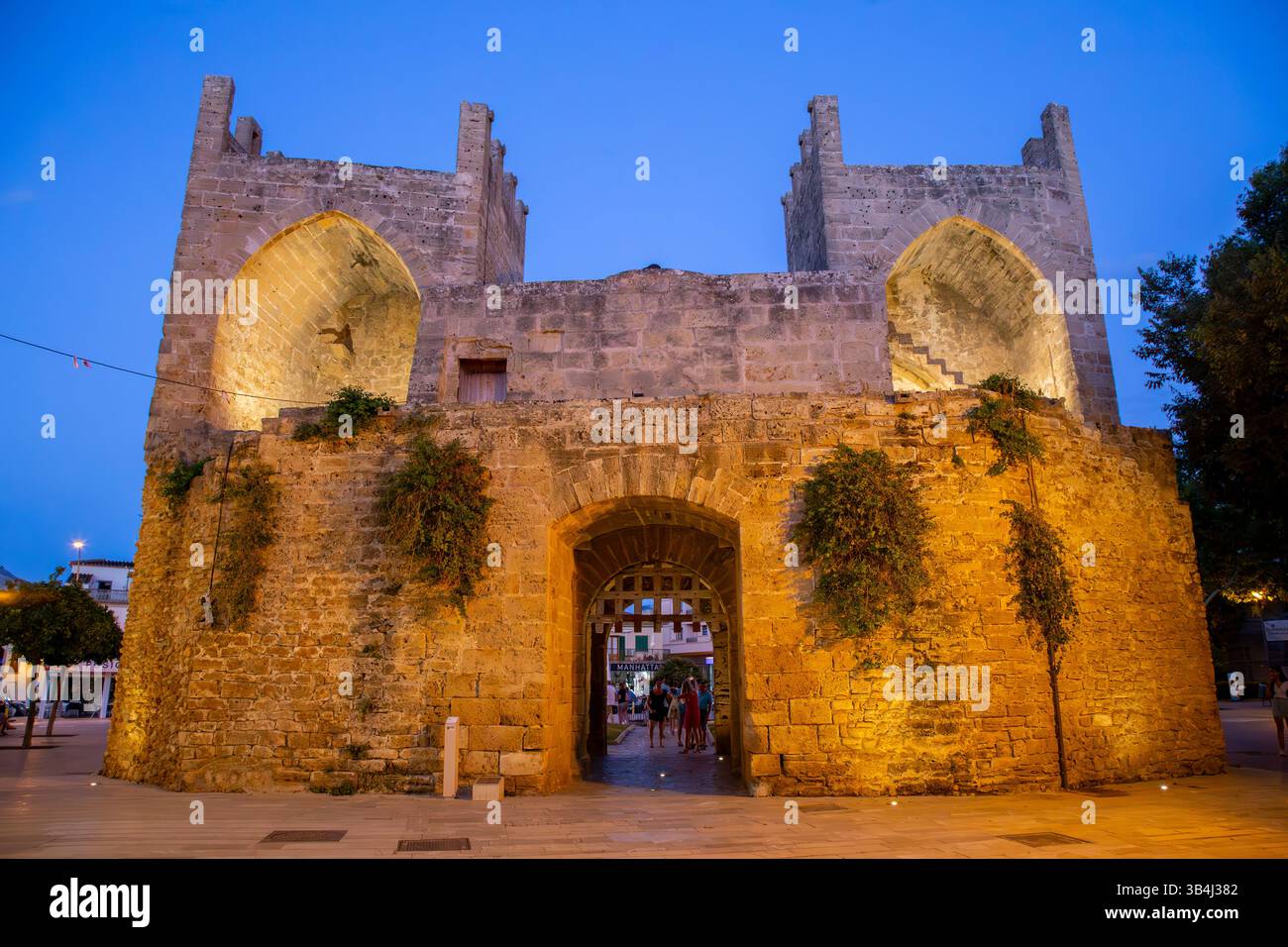 Porta del Moll Stadtmauer Tore, Alcudia Stadt, Mallorca Mallorca Mallorca, Spanien Stockfoto