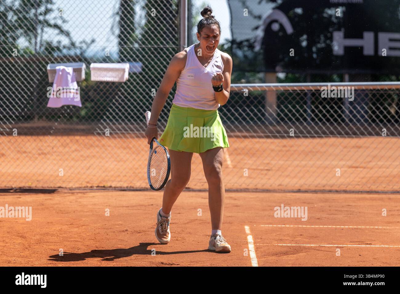 Susan Bandecchi (SUI) Ballt die Faust und freut sich über einen Punktgewinn. Stockfoto