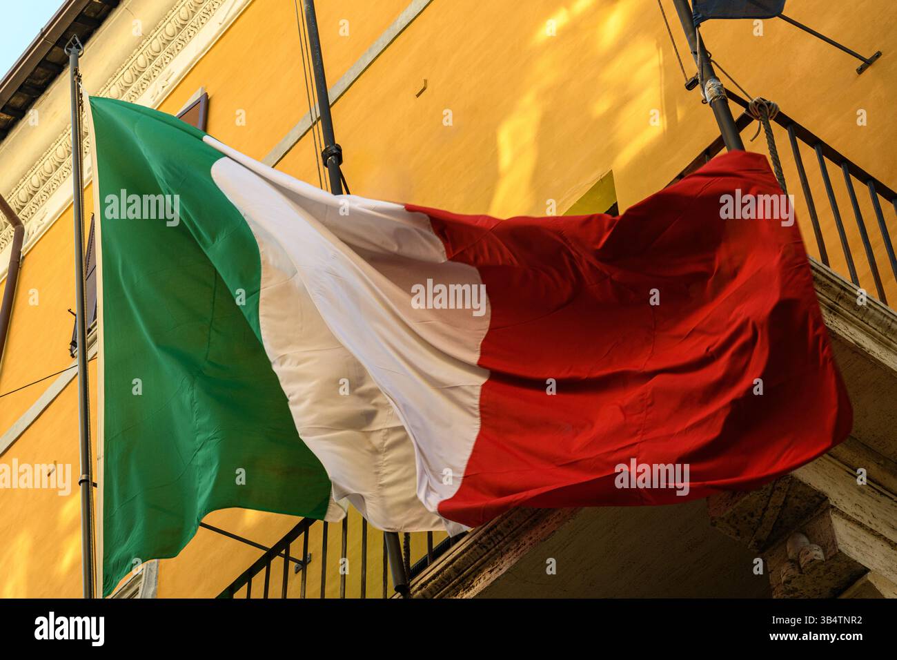 Grüne, weiße und rote Flagge Italiens Stockfoto