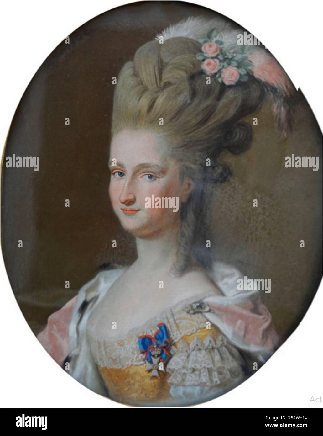 Dieses um 1778 entstandene Pastellporträt von Johann Heinrich Schmidt zeigt eine bayerische Adlige, wahrscheinlich Amalie von Zweibrücken-Birkenfeld, die den bayerischen Elisabetesorden und einen rosa Mantel mit Hermelin trägt. Stockfoto