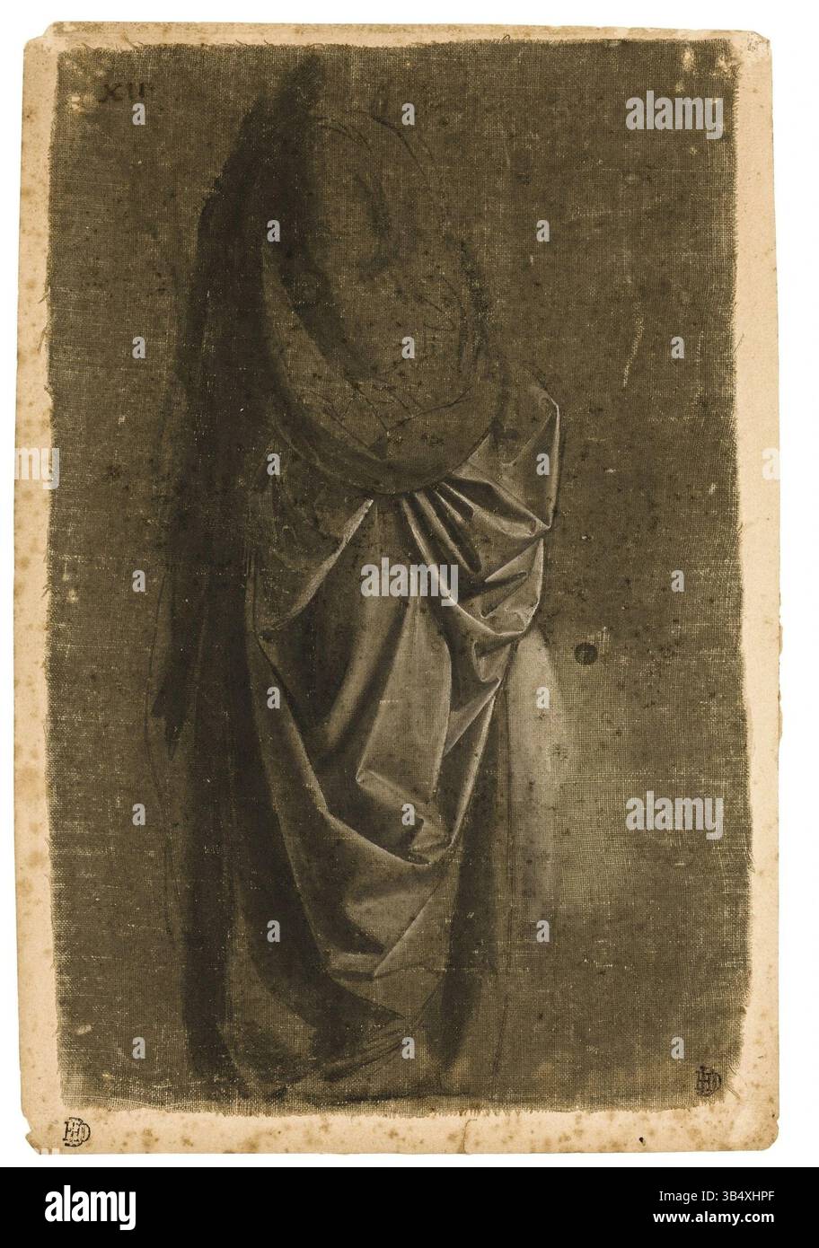 Eine Drapierstudie, die traditionell Leonardo da Vinci zugeschrieben wird, später aber Andrea del Verrocchios Werkstatt zugeschrieben wurde, stammt aus den Jahren 1465–1475. Das Stück zeigt eine in Stoff gehüllte stehende Figur, die die Beherrschung von Künstlern der Renaissance bei der Darstellung von Stoffen demonstriert. Stockfoto Eine Drapierstudie, die traditionell Leonardo da Vinci zugeschrieben wird, später aber Andrea del Verrocchios Werkstatt zugeschrieben wurde, stammt aus den Jahren 1465–1475. Das Stück zeigt eine in Stoff gehüllte stehende Figur, die die Beherrschung von Künstlern der Renaissance bei der Darstellung von Stoffen demonstriert. Stockfoto