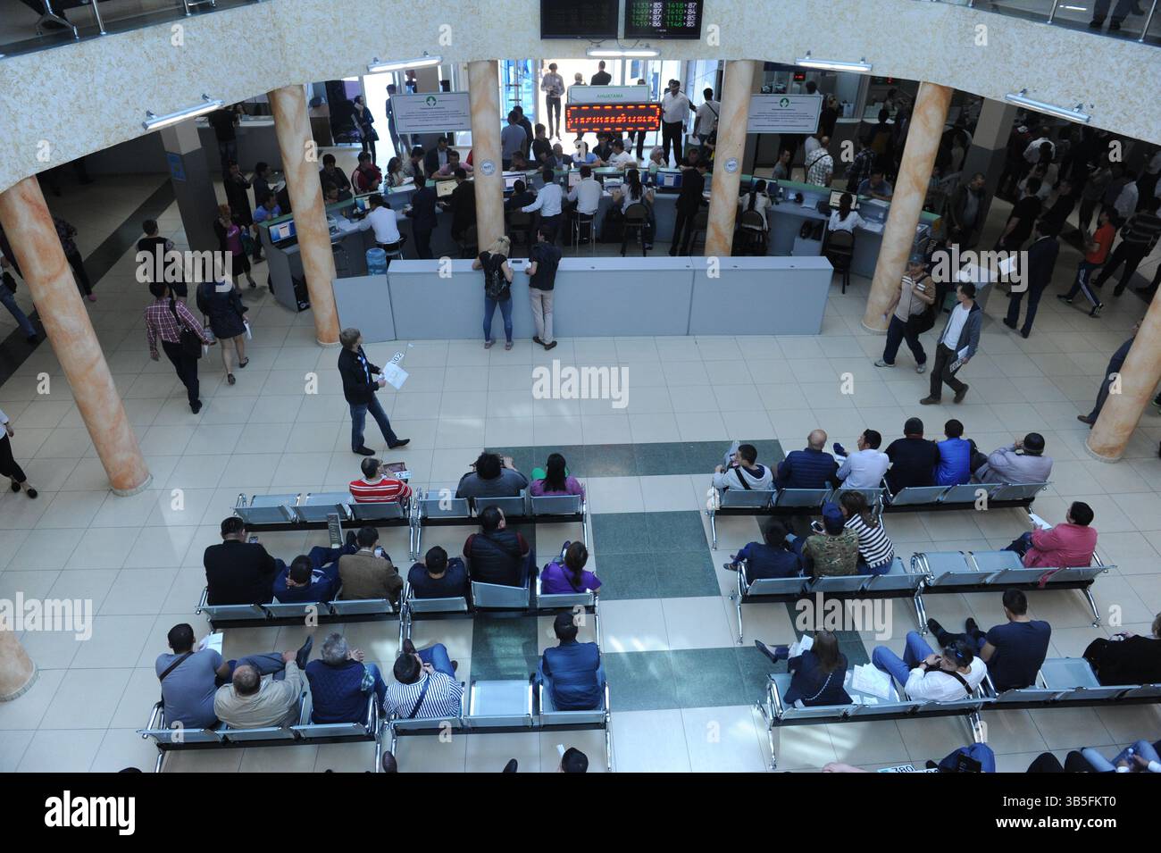 Die Führerscheinprüfung. Prüfung auf der Rennstrecke. Stockfoto