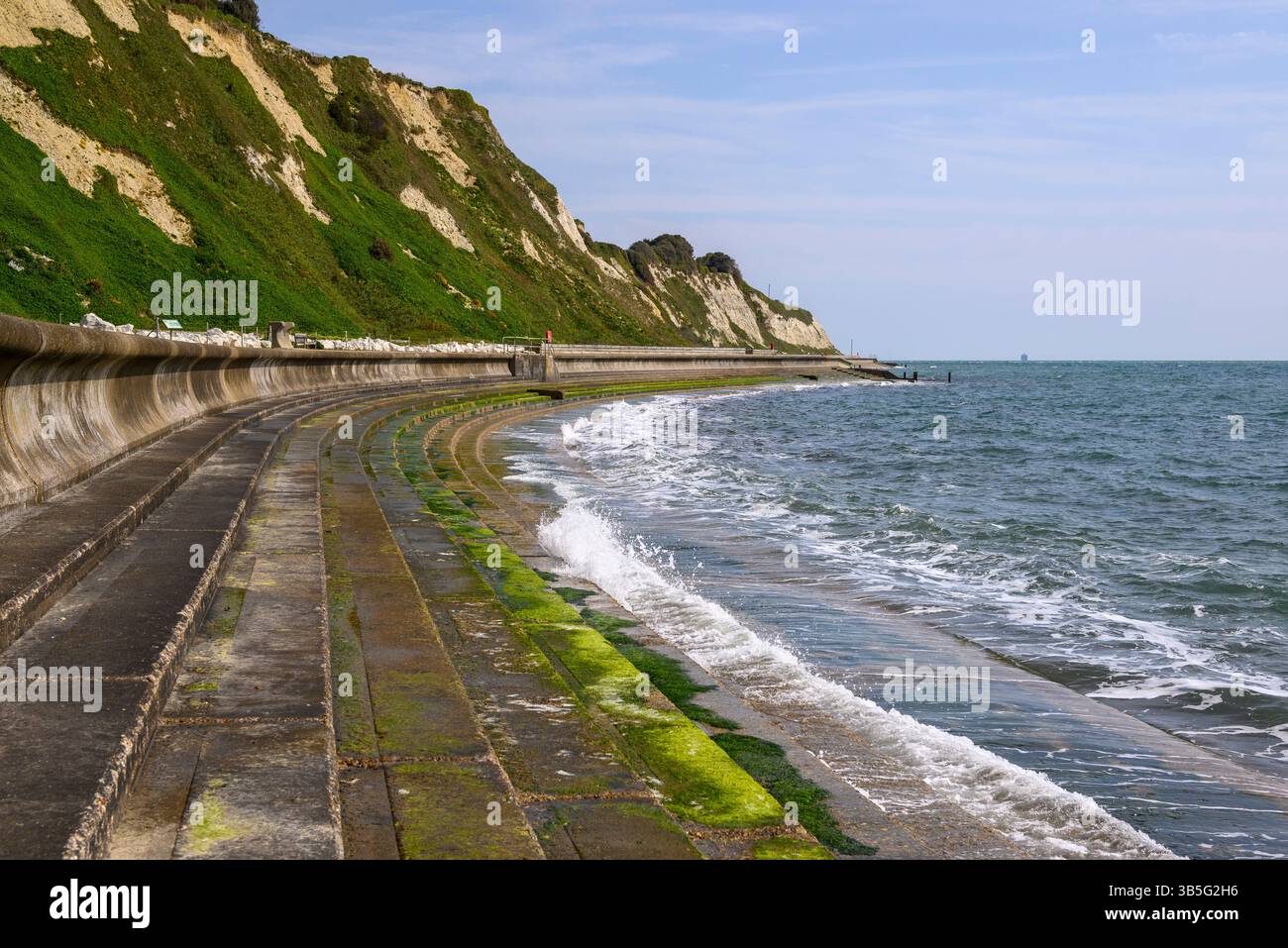 Ventnor, Isle of Wight, Großbritannien, Wheeler's Bay bis zur Seemüll von Bonchurch Stockfoto