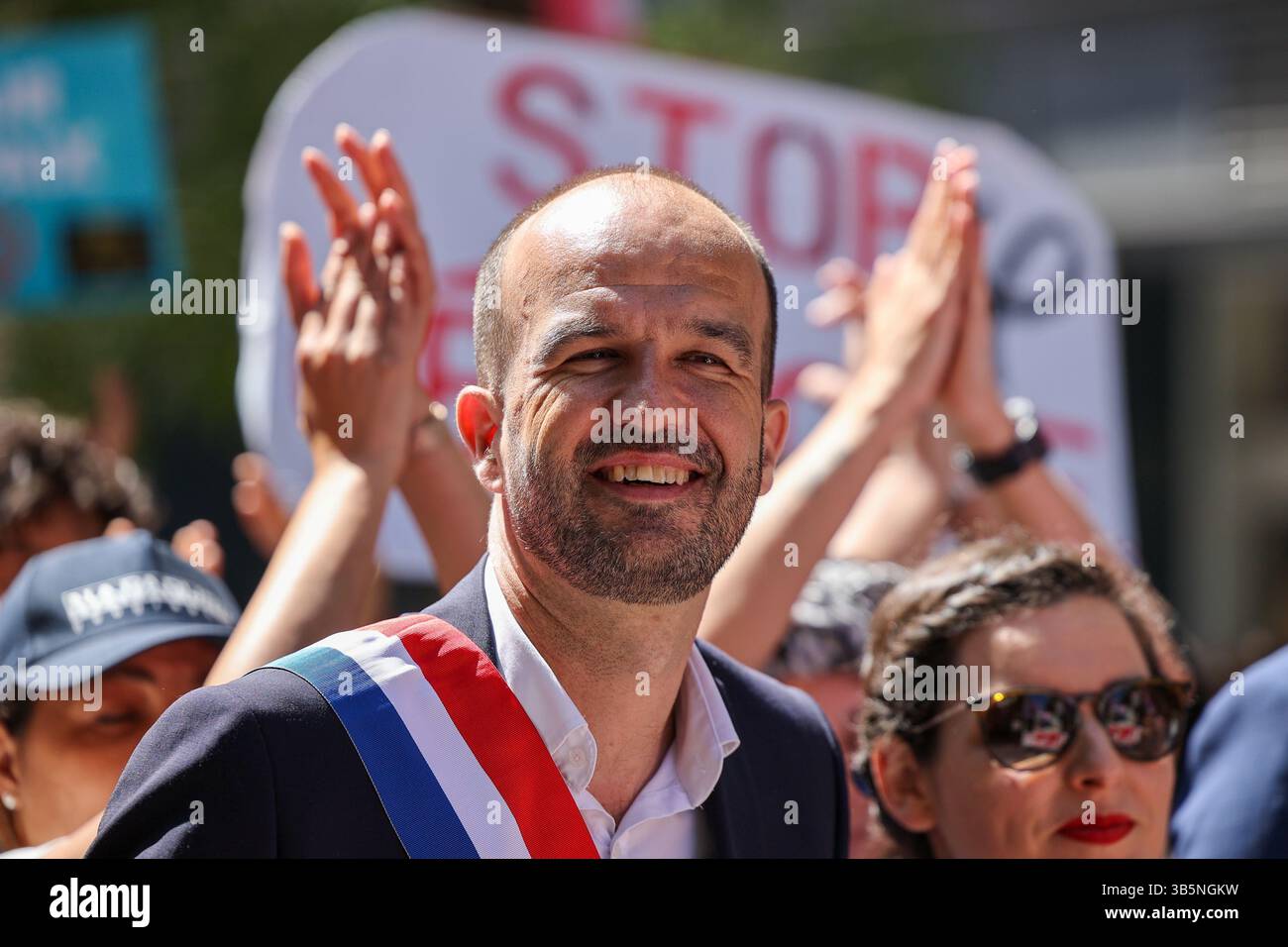 Marseille, Frankreich. Mai 2025. Der französische Parlamentsabgeordnete Emmanuel Bompard wurde während der Demonstration zum Labor Day gesehen. Auf Aufruf verschiedener Gewerkschaften und linker politischer Parteien nahmen Tausende Demonstranten in festlicher und militanter Atmosphäre an der traditionellen Parade zum Tag der Arbeit durch die Straßen von Marseille Teil. (Credit Image: © Denis Thaust/SOPA Images via ZUMA Press Wire) NUR REDAKTIONELLE VERWENDUNG! Nicht für kommerzielle ZWECKE! Stockfoto