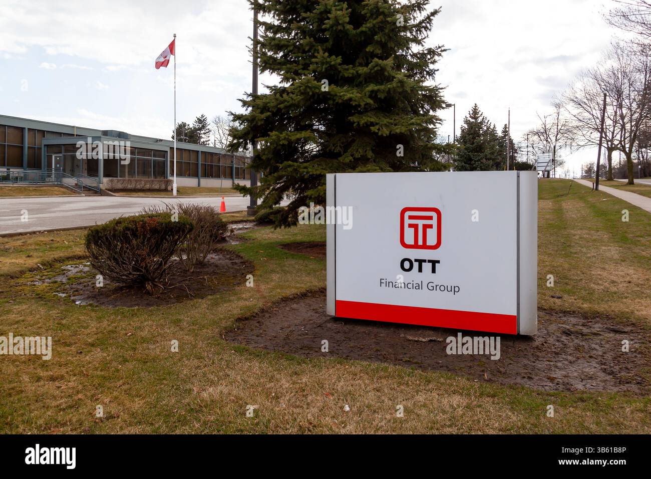 OTT Financial Sign ist in Toronto, Kanada, zu sehen. Stockfoto