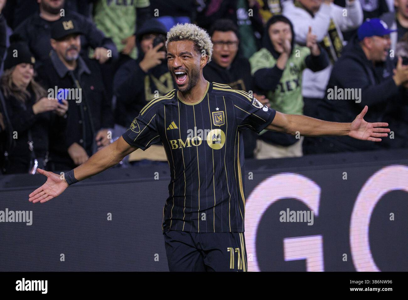 23. März 2024, Los Angeles, Kalifornien, USA: TIMOTHY TILLMAN vom Los Angeles Football Club feiert sein Tor während des regulären MLS-Spiels gegen den Nashville SC am Samstag im BMO Stadium in Los Angeles. (Kreditbild: © PI via ZUMA Press Wire) Stockfoto