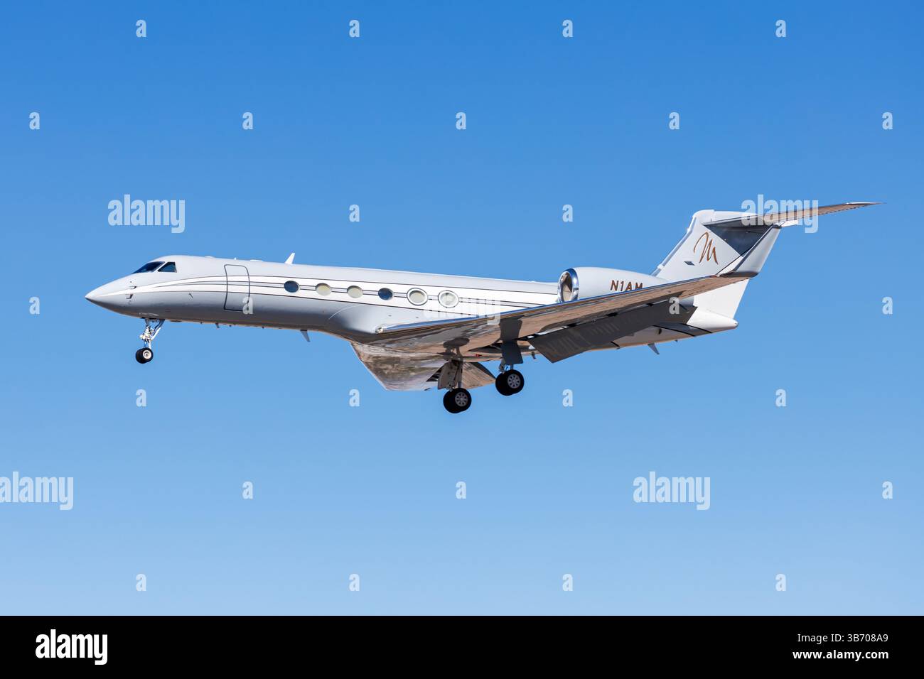 Las Vegas, Vereinigte Staaten - 13. Oktober 2024: Gulfstream G-V Flugzeug am Flughafen Las Vegas in den Vereinigten Staaten. Stockfoto