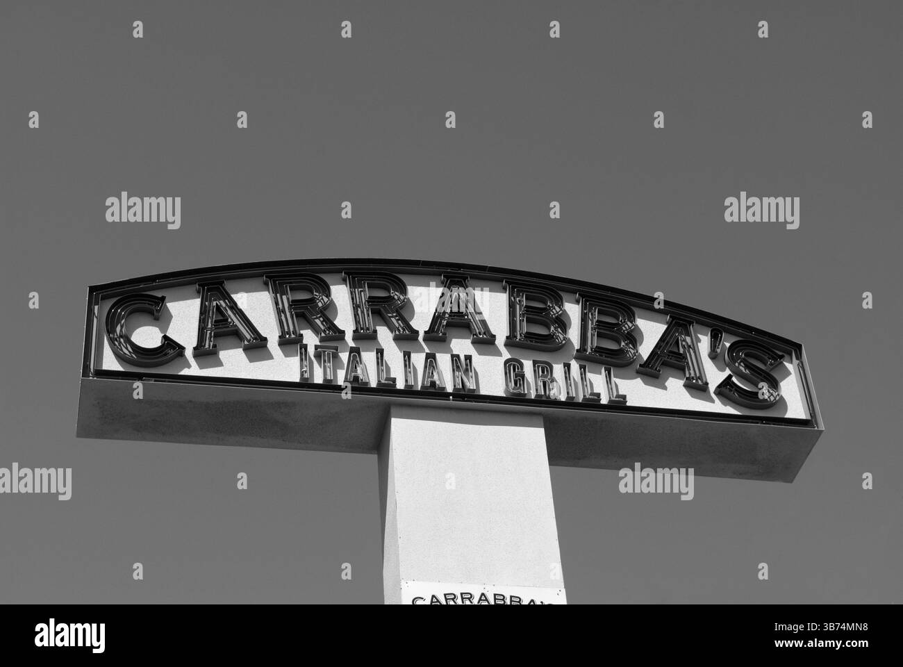 Carrabba's Italian Grill Restaurant Schild an einem sonnigen Tag in Myrtle Beach, South Carolina, USA. Stockfoto
