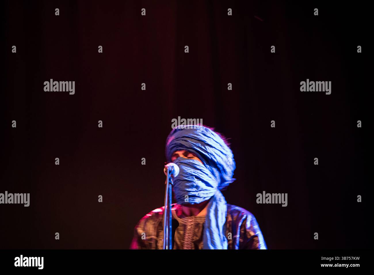 Bamako, Mali. Oktober 2017. Benefizkonzert zur Unterstützung von Witwen und Waisen in den nördlichen Regionen Malis mit Tinariwen, Tamikrest, Keltoum, Kader und Aratan N’Akalle am 14. Oktober 2017 in Bamako, Mali. - 13/10/2017 - Mali/Bamako District/Bamako - Nicolas Remene/Le Pictorium Credit: LE PICTORIUM/Alamy Live News Stockfoto