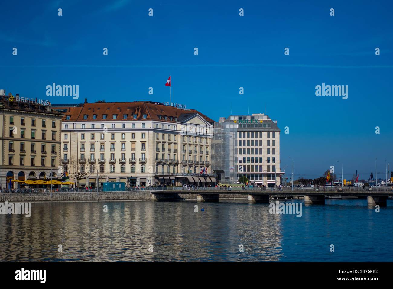 Gebäude am Ufer des Genfer Sees (Lac Leman) in Genf, Schweiz Stockfoto