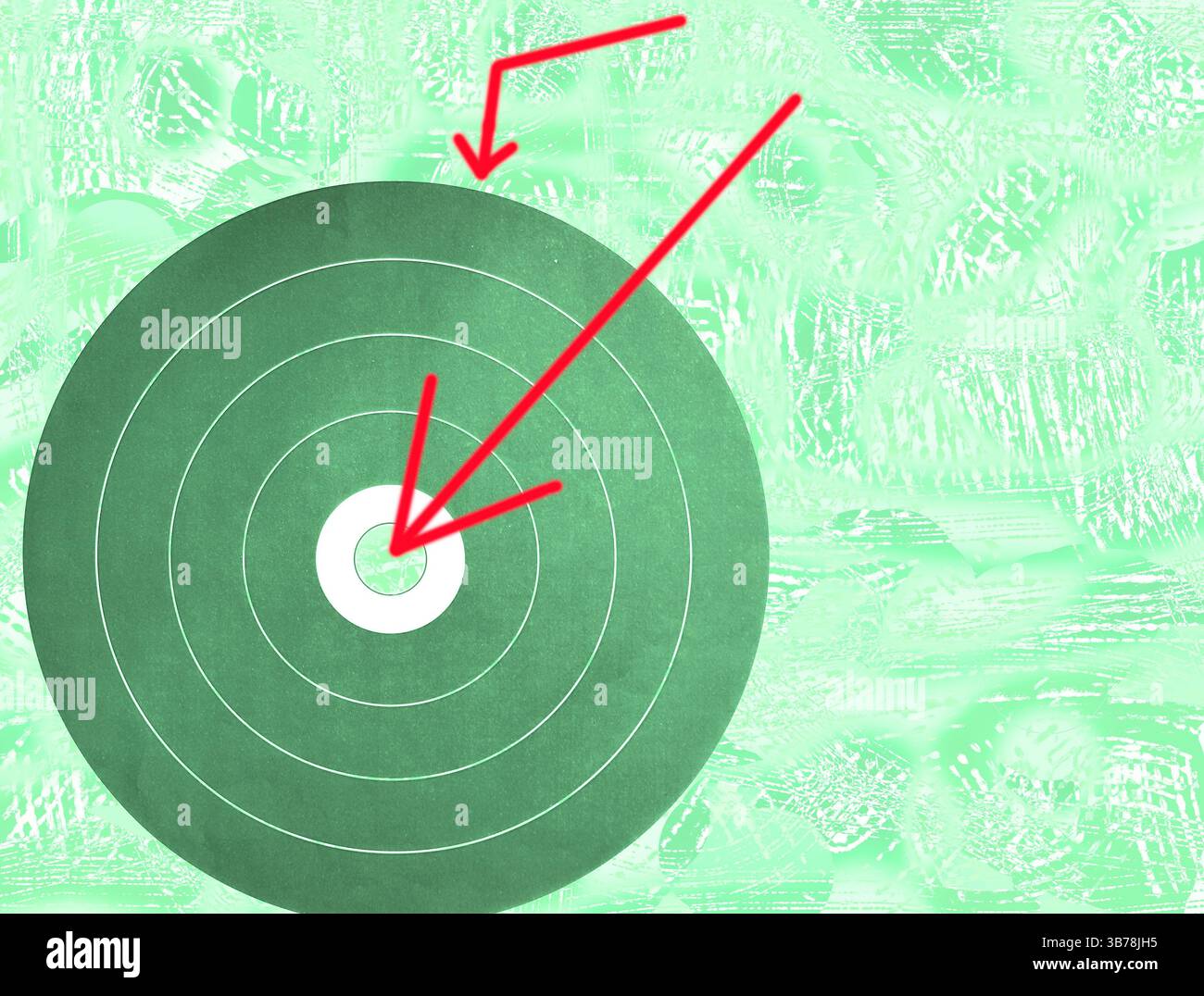 Pfeile zeigen den Weg zum Erfolg oder zum Bullseye auf der Dartscheibe. Gewinnen Sie ein Spiel. Verwenden Sie Vektor-Grunge-Hintergrund für Ihren Text. Auf das Zentrum zielen. Stockfoto