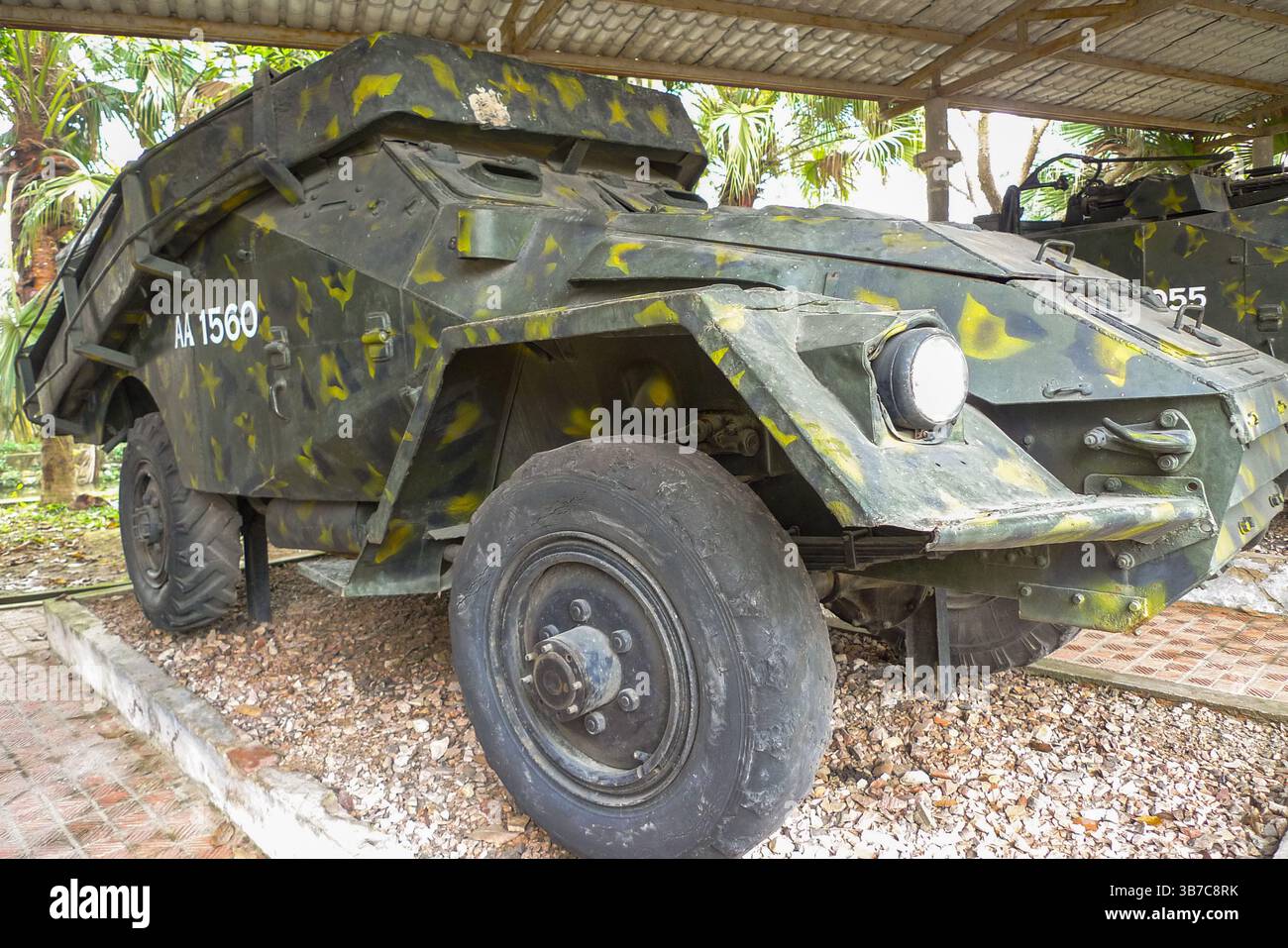 Tank im Ho Chi Minh Trail Museum in der Nähe von Hanoi Stockfoto