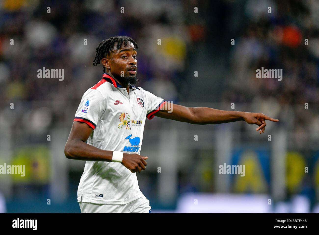 April 2024, Milano, null, Italien: Milano, Italien. April 2024. Antoine Makoumbou (29) aus Cagliari wurde während des Spiels zwischen Inter und Cagliari in Giuseppe Meazza in Mailand gesehen. (Foto: © Gonzales Photo/Gonzales Photo via ZUMA Press) Stockfoto