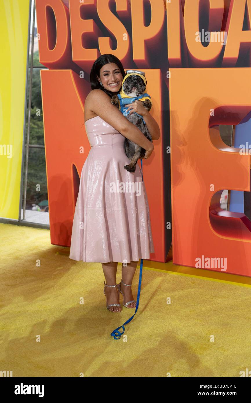 9. Juni 2024, New York, USA: NEW YORK, NEW YORK – 9. JUNI: Dana Gaier nimmt am 9. Juni 2024 in New York City an der „Despicable Me 4“ Premiere im Jazz at Lincoln Center Teil. (Credit Image: © Ron Adar/SOPA Images via ZUMA Press Wire) Stockfoto