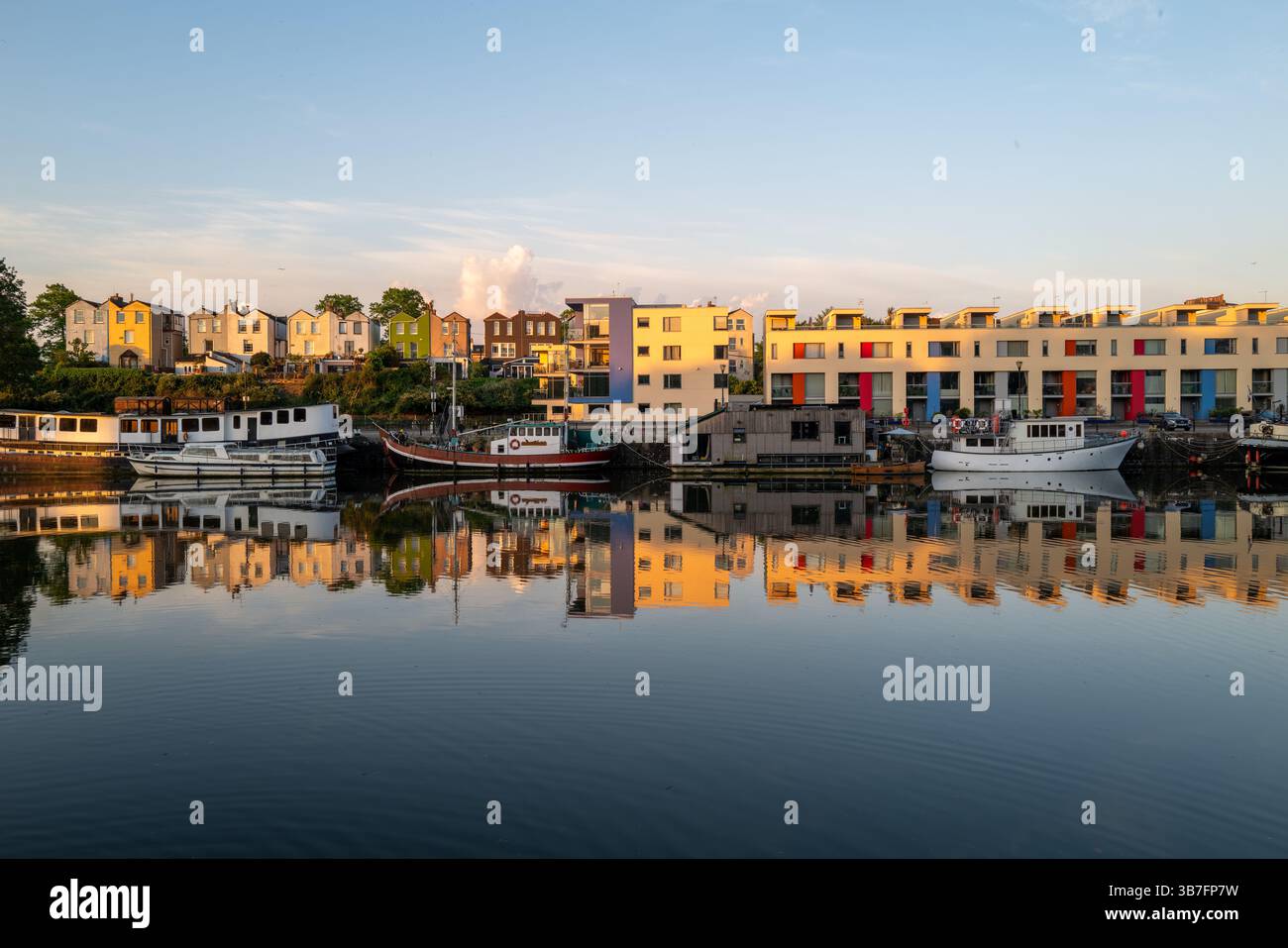 Bristol Harbour Water Reflections UK Stockfoto