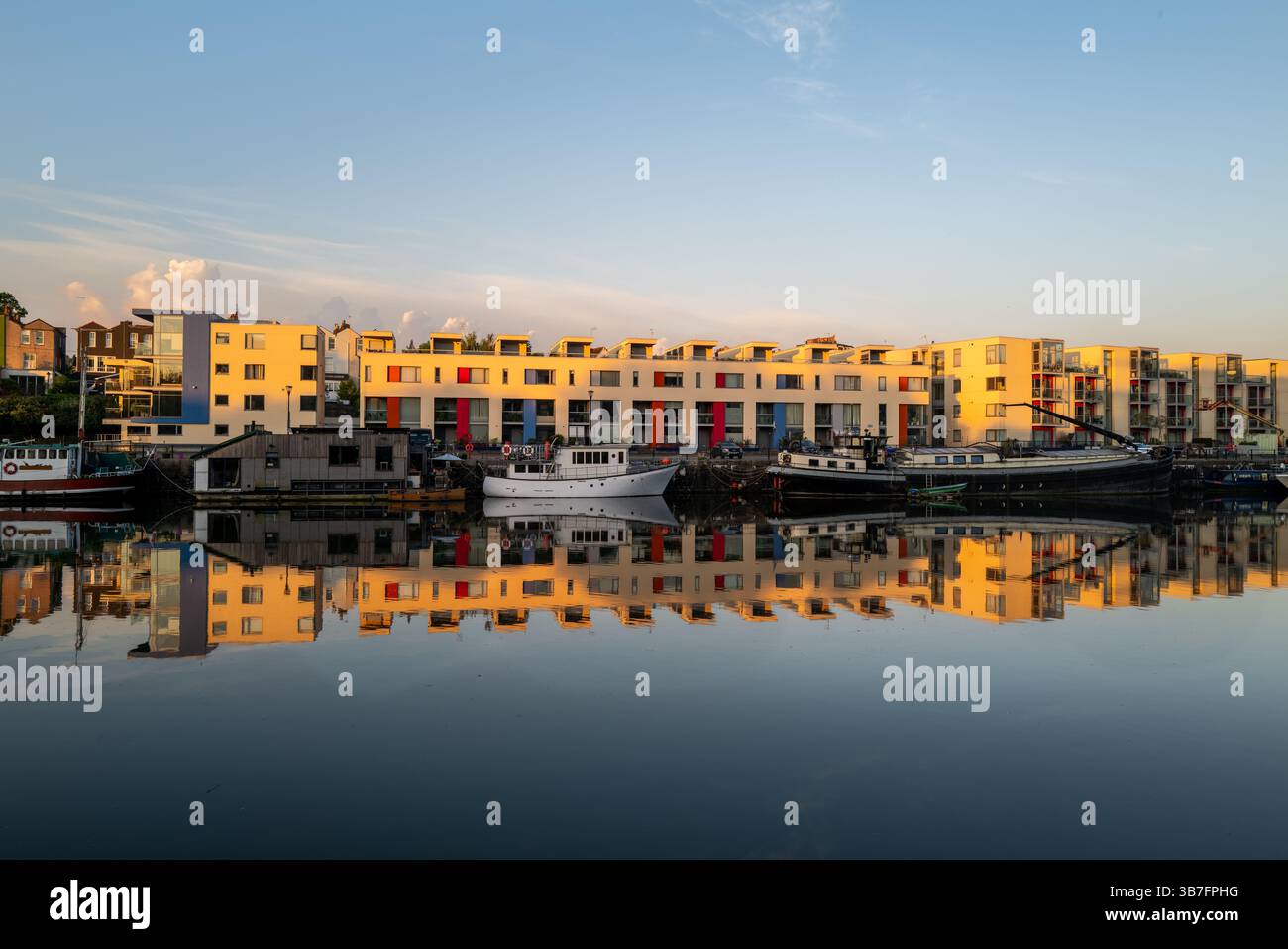 Bristol Harbour Water Reflections UK Stockfoto
