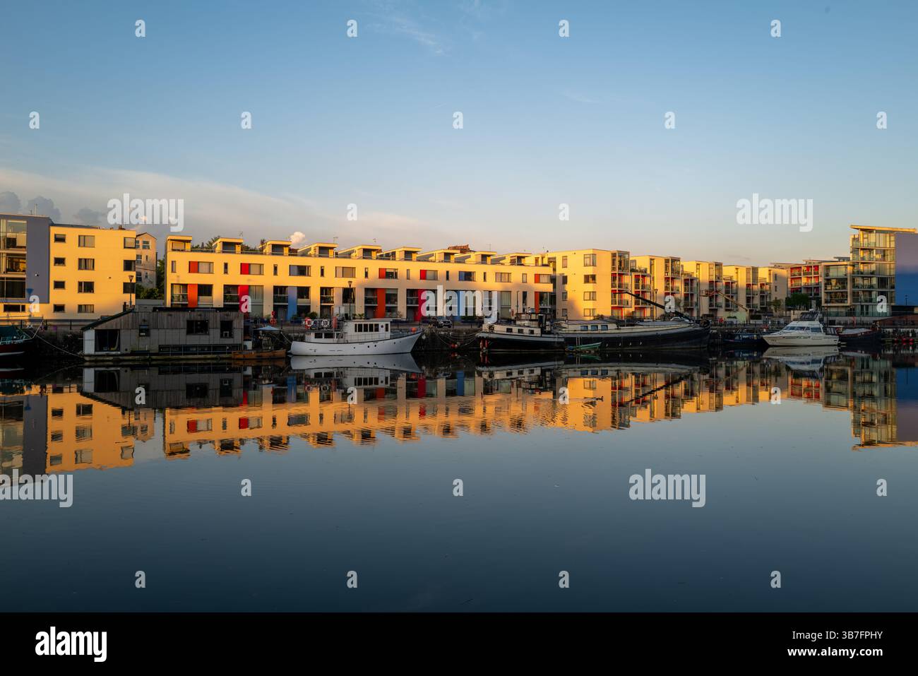 Bristol Harbour Water Reflections UK Stockfoto