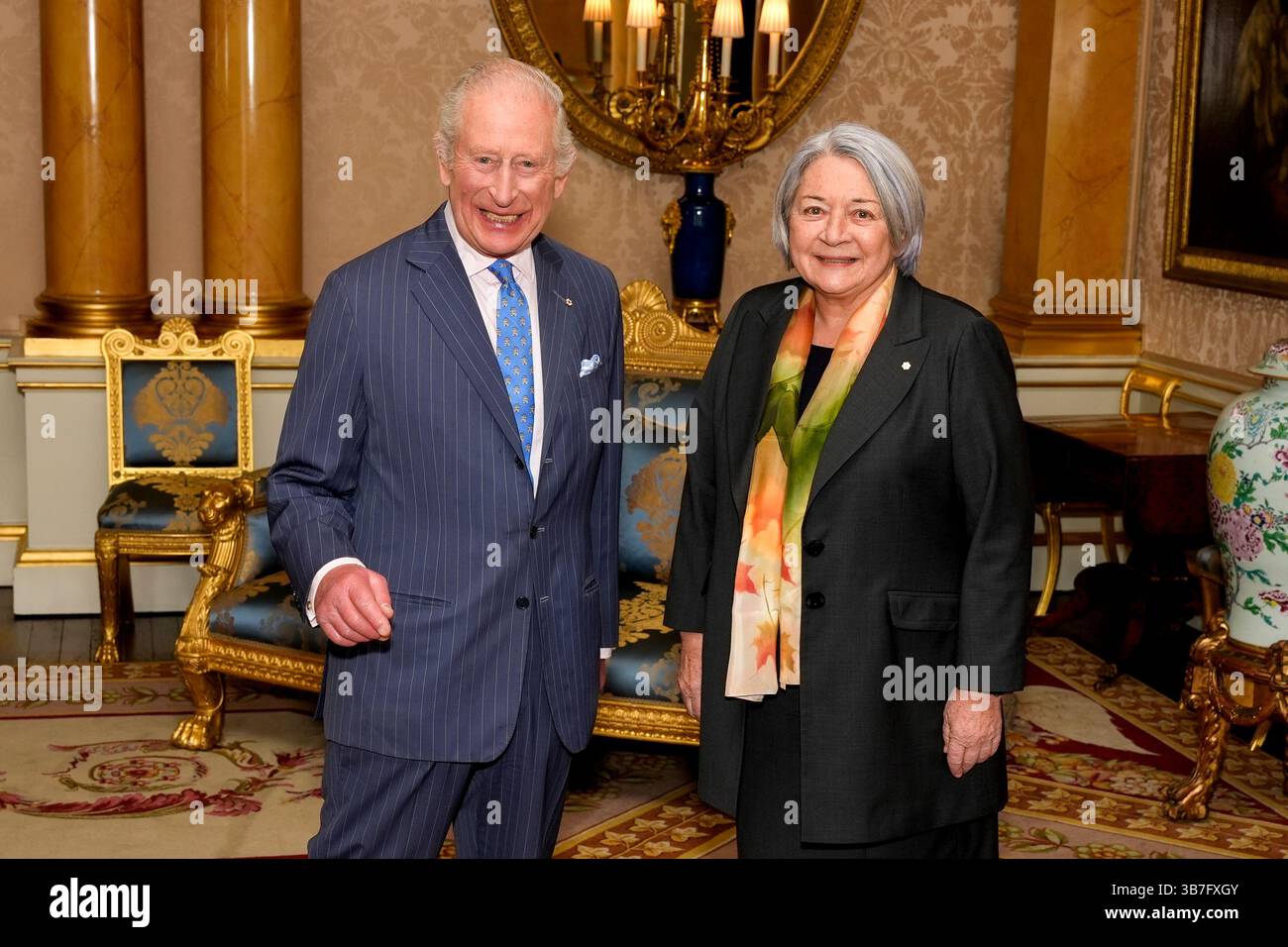 König Karl III. Hält eine Audienz mit der Generalgouverneur von Kanada Mary Simon im Buckingham Palace, London. Bilddatum: Dienstag, 6. Mai 2025. Stockfoto