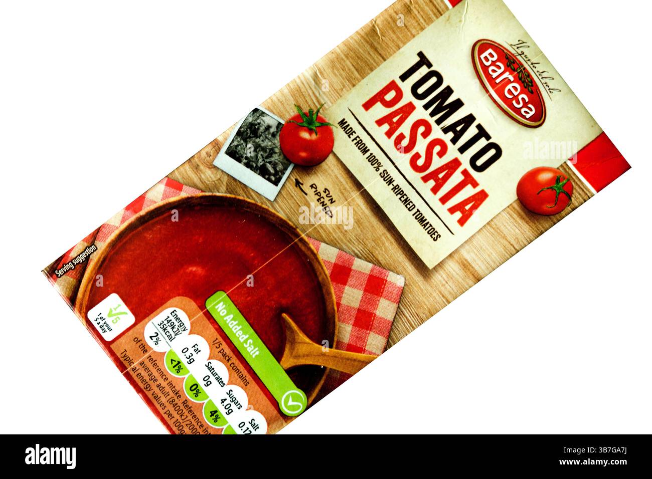 London UK, 06. Mai 2025, Packung oder Karton mit Lidl italienischer Tomatenpassata Kochzutat Stockfoto