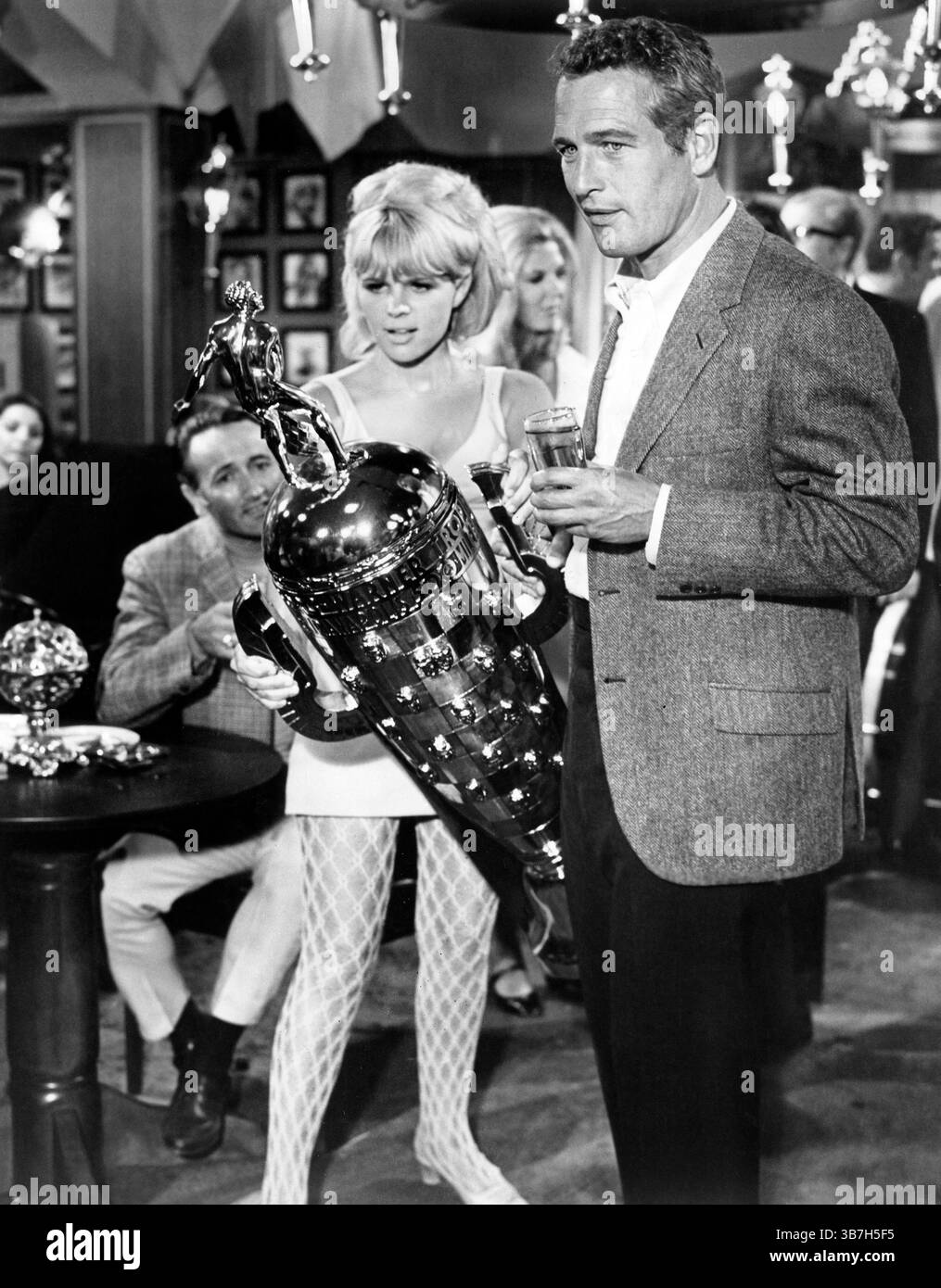 10. November 2022, USA: Paul Newman, am Set des Films, „Winning“, Universal Pictures, 1969 (Credit Image: © JT Vintage via ZUMA Press Wire) Stockfoto