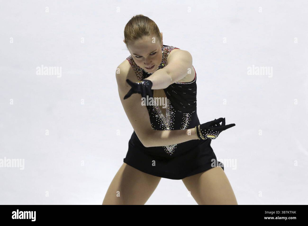 Sofia, Bulgarien - 28. Februar 2021: Anita Ostlund aus Schweden tritt während der Senior Ladies Free Skating Kategorie der Sofia Trophy International Fig Stockfoto