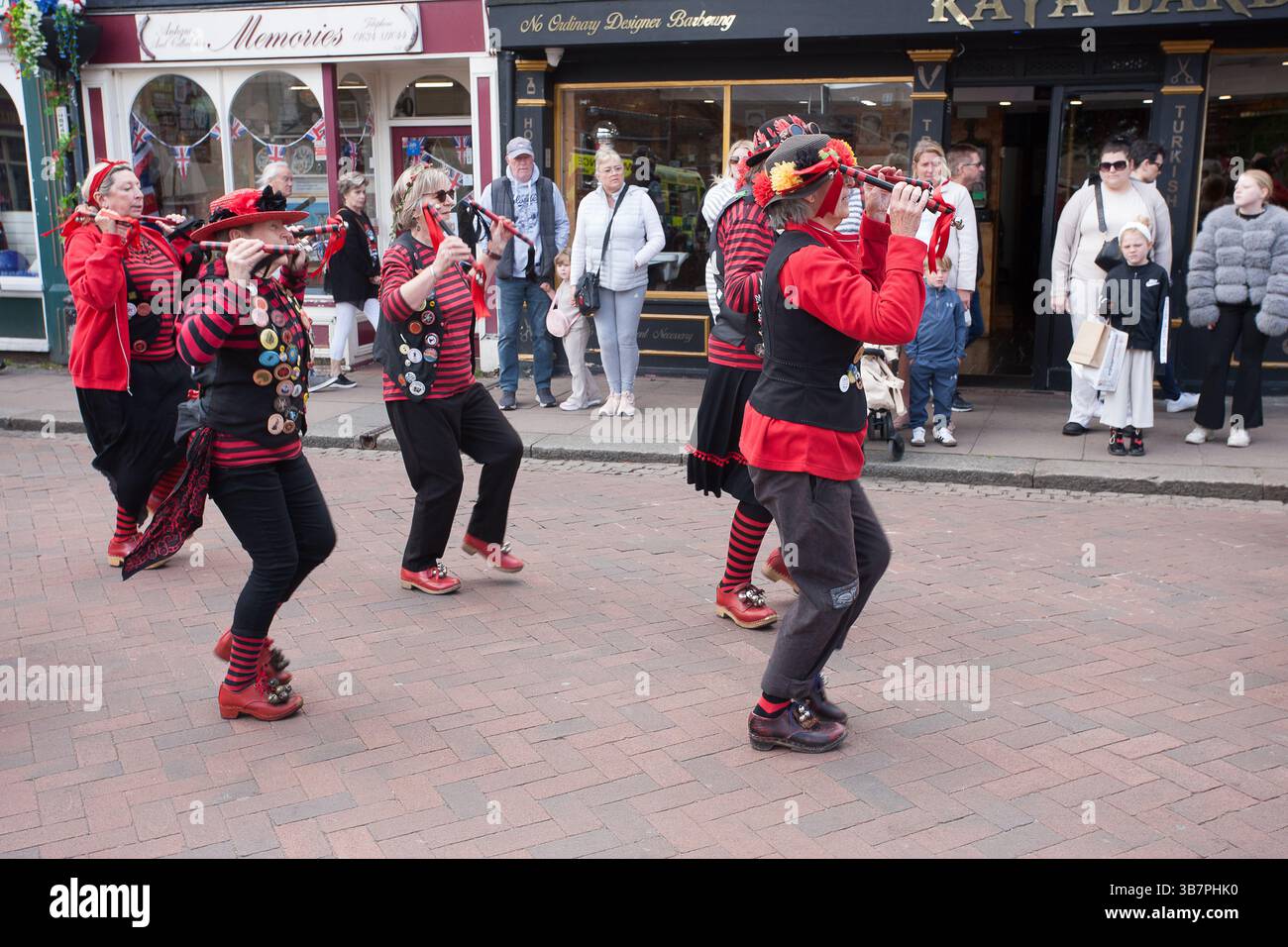 Morris Dancers fegt Festival Rochester Stockfoto
