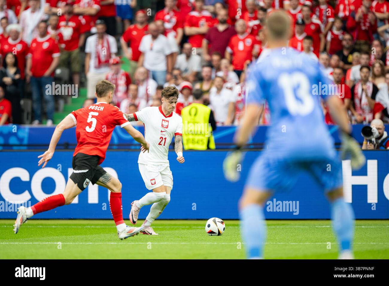 21. Juni 2024, Berlin, Deutschland: Nicola Zalewski aus Polen wurde während des Gruppenspiels der UEFA Euro 2024 zwischen Polen und Österreich im Olympiastadion in Berlin im Einsatz gesehen. (Foto: © Mateusz Slodkowski/ZUMA Press Wire) Stockfoto