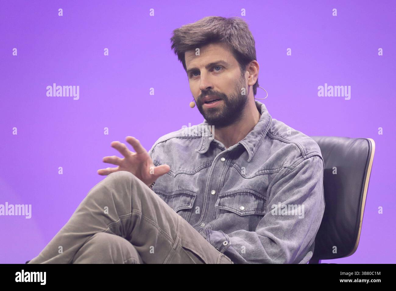 OMR Festival Tag 1 Hamburg Gerard PiquÃ , OMR Festival Tag 1, Hamburg Messehallen, 06.05.2025 auf den großen Festival-Bühnen sprechen internationale Stars und Gestalter*innen sowie Hidden Champions aus der Digital-Wirtschaft, Popkultur, Bankenwesen, Sport und Politik über die aktuellsten Trends und wichtigsten Herausforderungen. *** OMR Festival Day 1 Hamburg Gerard PiquÃ , OMR Festival Day 1, Hamburg Messehallen, 06 05 2025 Internationale Stars und Designer sowie Hidden Champions aus der digitalen Wirtschaft, Popkultur, Banking, Sport und Politik sprechen über die neuesten Trends und die meisten Impo Stockfoto