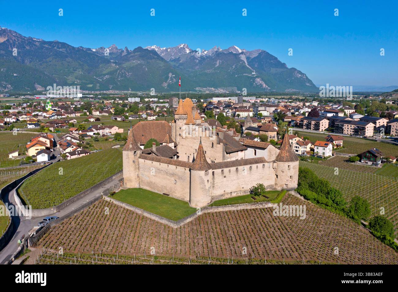 Schloss ChÃteau d Aigle mit dem Rebbau- und Weinmuseum, Aigle, Waadt, Schweiz *** Schloss Aigle mit Weinmuseum, ChÃteau d Aigle *** Château d AIG Stockfoto