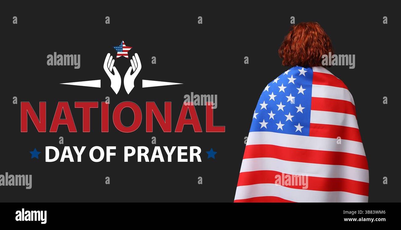 Frau mit Flagge der USA auf dunklem Hintergrund. Banner für den Nationalgebetstag Stockfoto