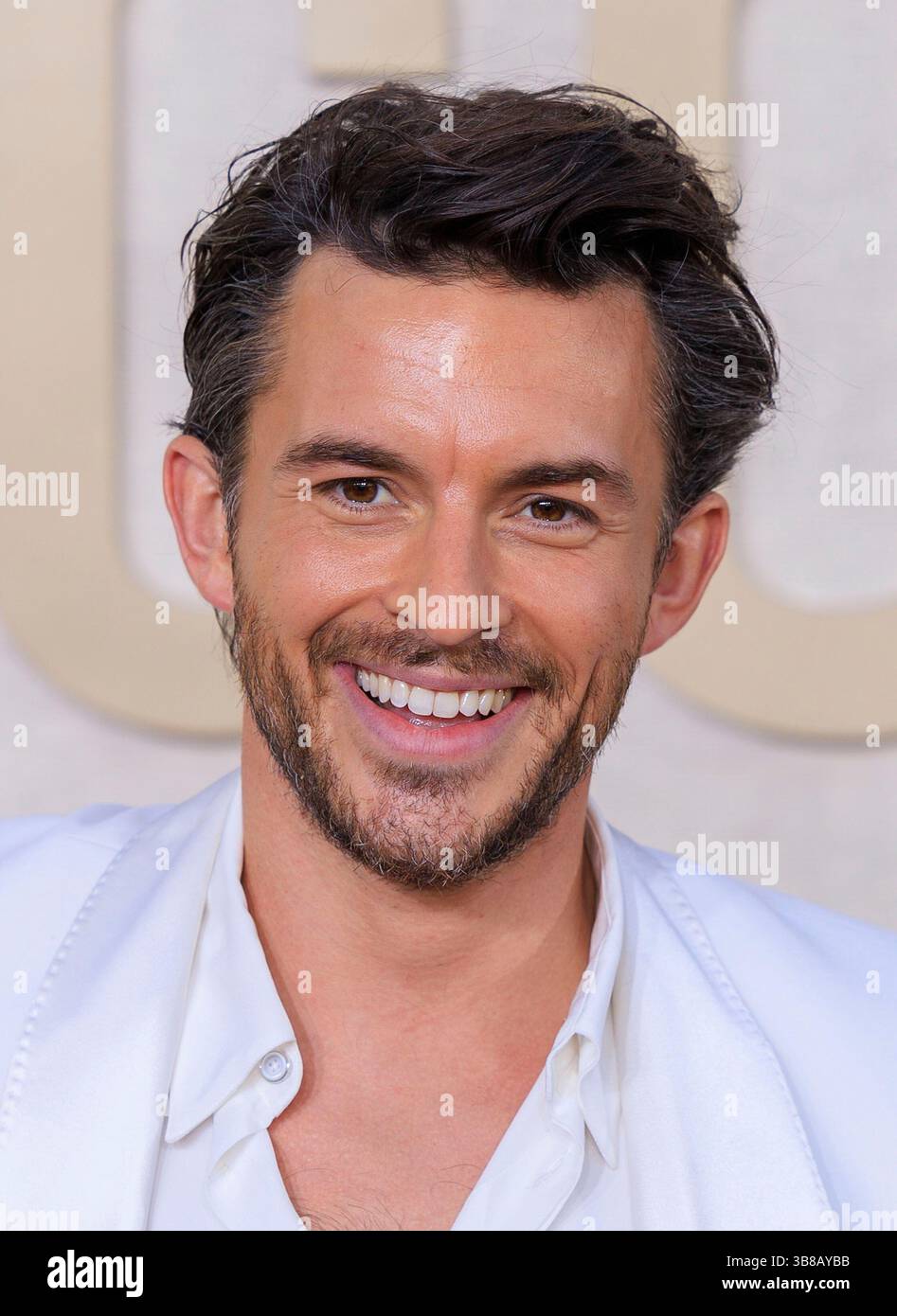 7. Januar 2024, Beverly Hills, Kalifornien, USA: Jonathan Bailey auf dem roten Teppich der 81. Jährlichen Golden Globe Awards am Sonntag, 7. Januar 2024 im Beverly Hilton Hotel in Beverly Hills, Kalifornien. JAVIER ROJAS/PI (Foto: © PI via ZUMA Press Wire) Stockfoto