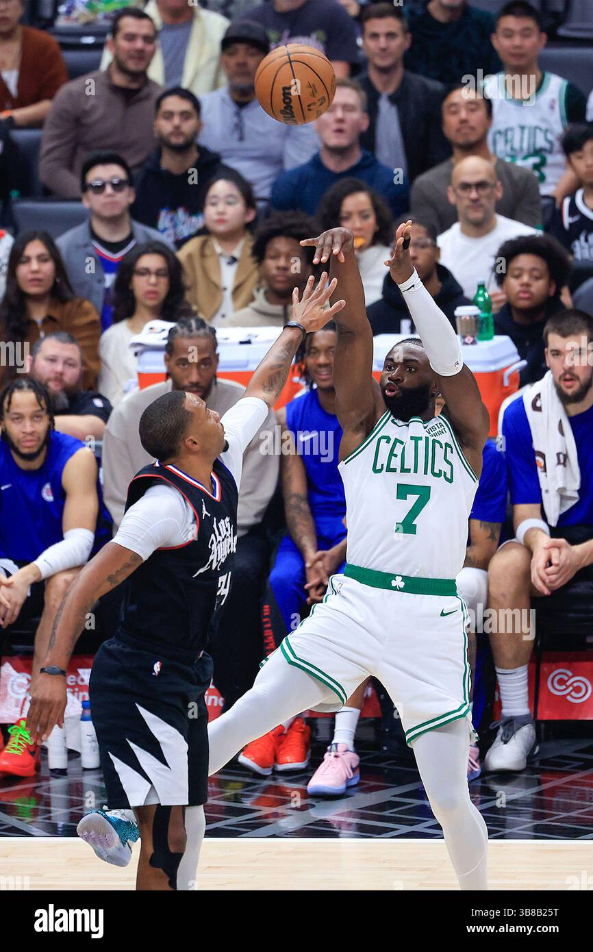 23. Dezember 2023, Los Angeles, Kalifornien, USA: Der Los Angeles Clippers während ihres NBA-Spiels gegen die Boston Celtics am 23. Dezember 2023 in der Crypto.com Arena in Los Angeles, Kalifornien. ARIANA RUIZ/PI (Kreditbild: © PI via ZUMA Press Wire) Stockfoto