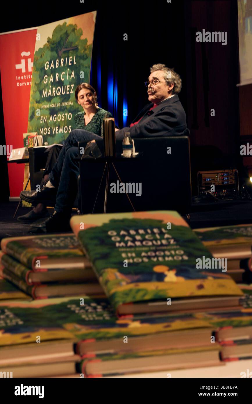 5. März 2024, Madrid, Spanien: PILAR REYES und GONZALO GARCÃªA BARCHA präsentieren im Rahmen des 10. Todestages des kolumbianischen Schriftstellers den unveröffentlichten Roman Ã”EN Agosto nos vemosÃ am Institut Cervantes (Credit Image: © Mike Chicorro/ZUMA Press Wire) Stockfoto