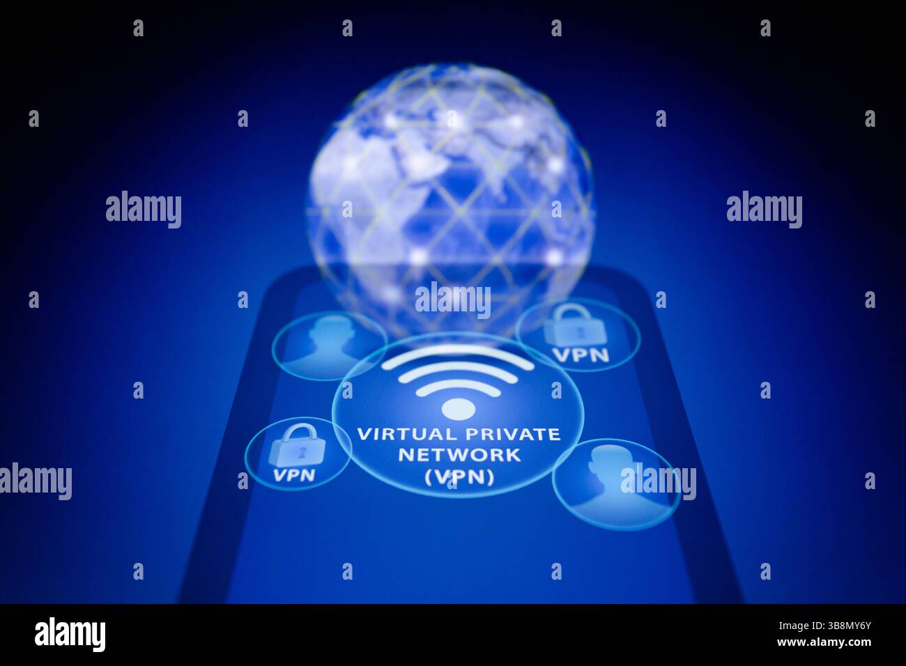 12. November 2023, Asuncion, Paraguay: Visuelle Darstellung eines virtuellen privaten Netzwerks (VPN) wird auf einem Smartphone vor Knoten angezeigt, die um den Planeten Erde herum verbunden sind. (Bild: © Andre M. Chang/ZUMA Press Wire) Stockfoto