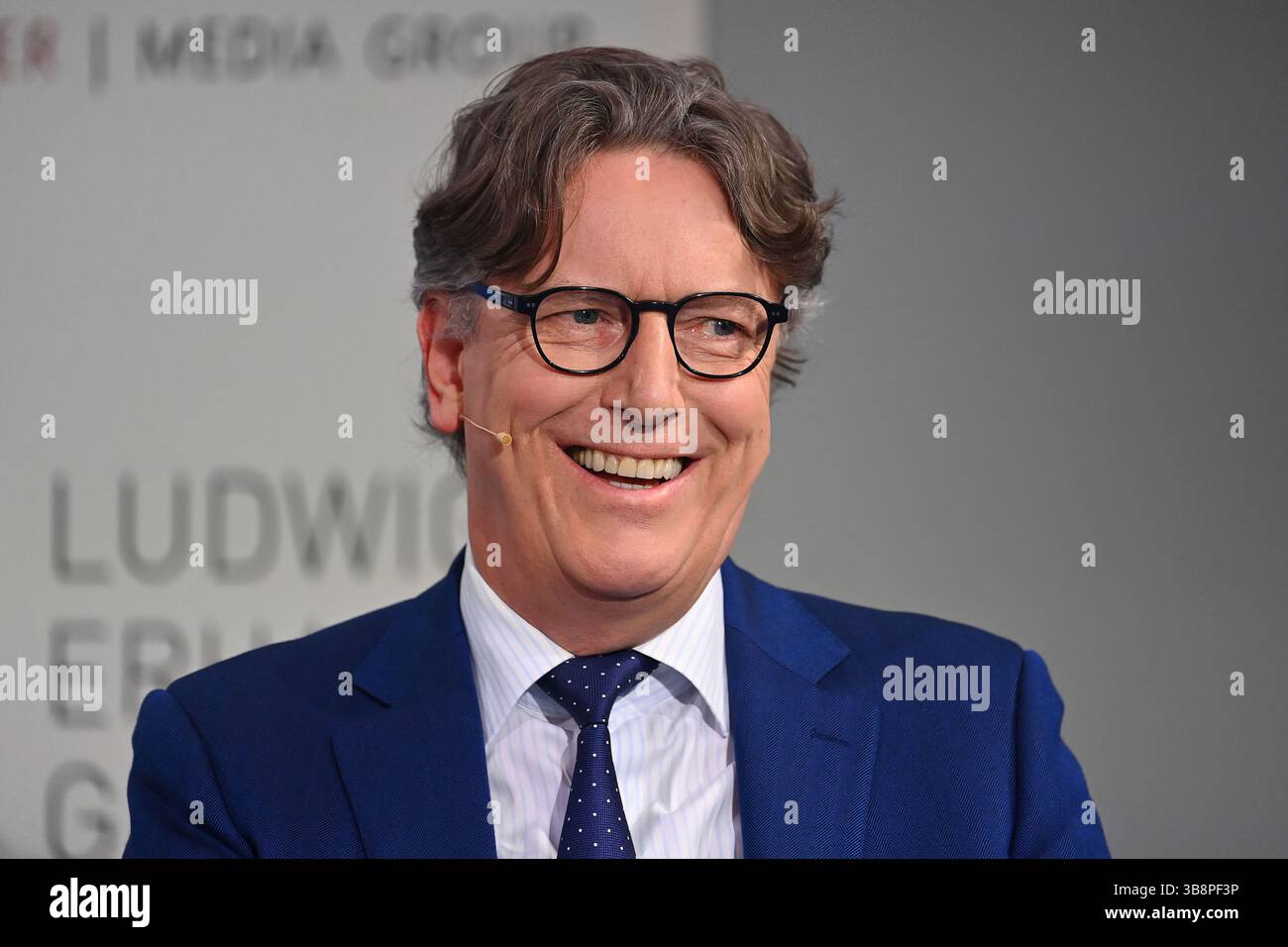 Gmund, Deutschland. Mai 2025. Stefan Wintels, CEO der KfW Banking Group, Einzelbild, zugeschnittenes Einzelmotiv, Porträt. Ludwig Erhard Summit 2025 am gut Kaltenbrunn am Tegernsee am 8. Mai 2025. Quelle: dpa/Alamy Live News Stockfoto