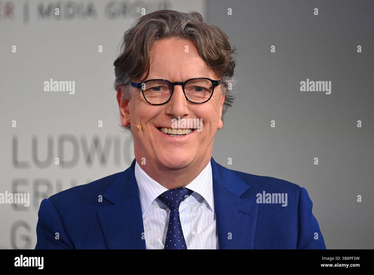 Gmund, Deutschland. Mai 2025. Stefan Wintels, CEO der KfW Banking Group, Einzelbild, zugeschnittenes Einzelmotiv, Porträt. Ludwig Erhard Summit 2025 am gut Kaltenbrunn am Tegernsee am 8. Mai 2025. Quelle: dpa/Alamy Live News Stockfoto