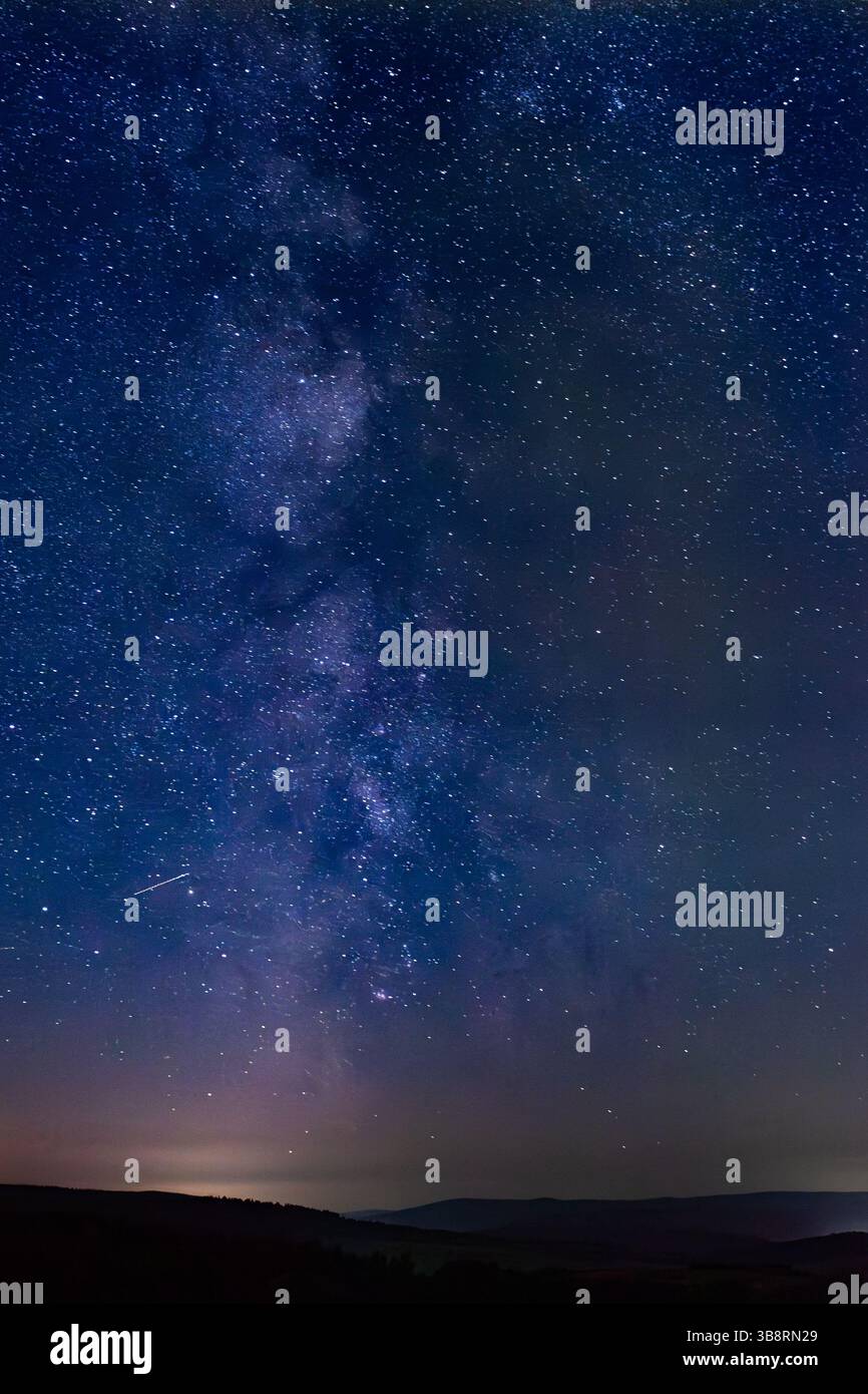 Milchstraßengalaxie und sternenklare Nacht Stockfoto