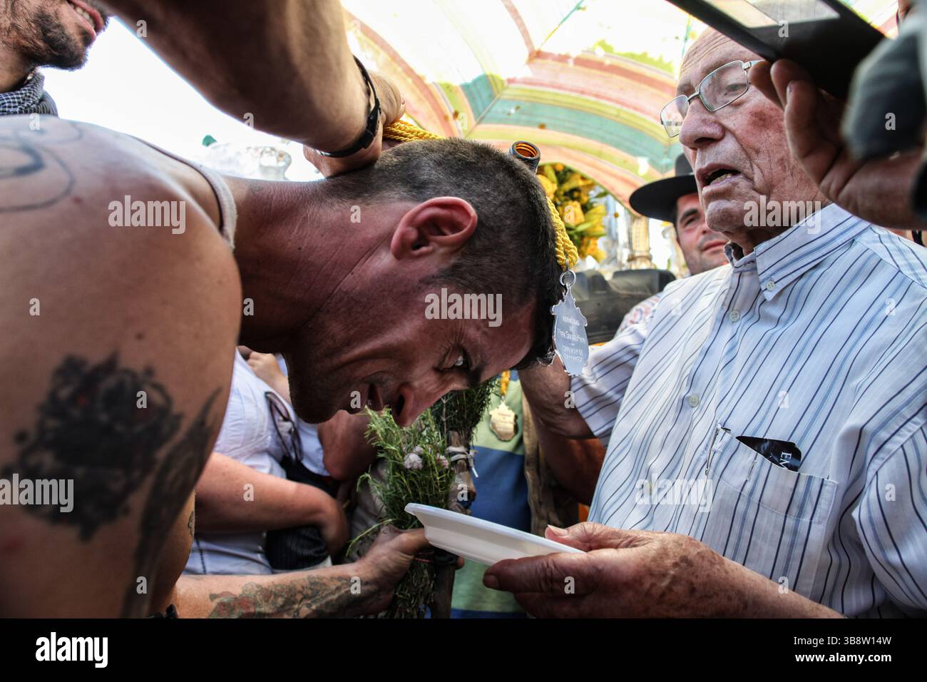 22. Mai 2015, El Rocio, Huelva, Spanien: Jedes Jahr versammeln sich die Gläubigen zur Pilgerfahrt nach El Rocio von Sanlucar de Barrameda zum Dorf El Rocio durch den Nationalpark DoÃ±ana (Foto: © Baciu Cristian/ZUMA Press Wire) Stockfoto