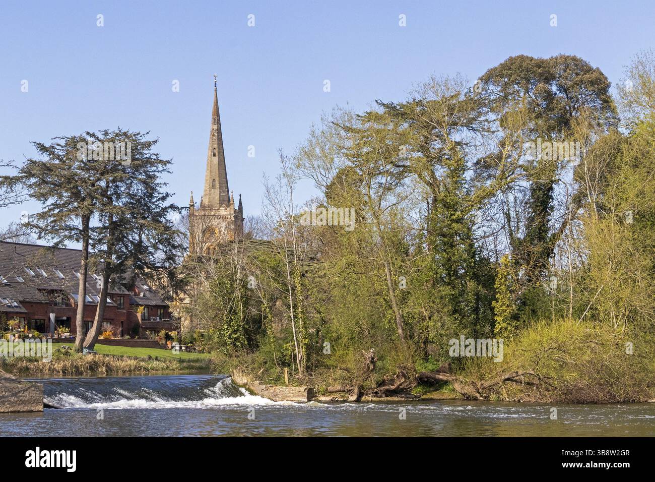 Holy Trinity Church, wo William Shakespeare getauft und begraben wurde, River Avon, Stratford-upon-Avon, Warwickshire, England, Vereinigtes Königreich, Europa Stockfoto